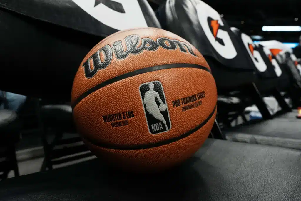 Antigo astro da NBA surpreende ao anunciar batalha contra câncer no cérebro
