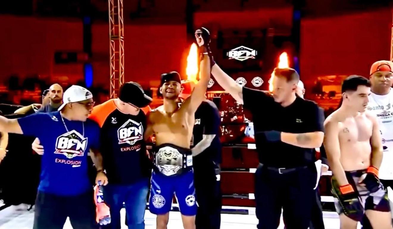 Do octógono ao julgamento técnico: Júlio César Catarino ganha destaque na arbitragem de MMA